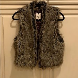 I LOVE H81 Faux Fur Vest